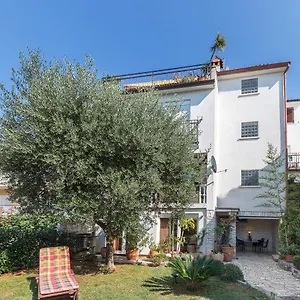  Apartment Lungomare