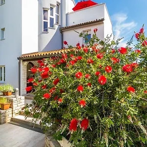  Apartment Borghese